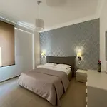 Xacca Apartment שאקה